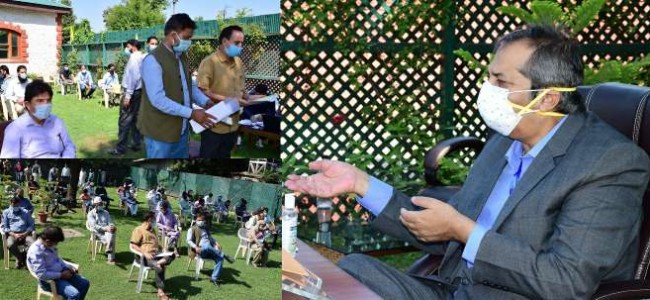 Advisor Baseer Khan holds public hearing in Srinagar Advisor Baseer Khan holds public hearing in Srinagar