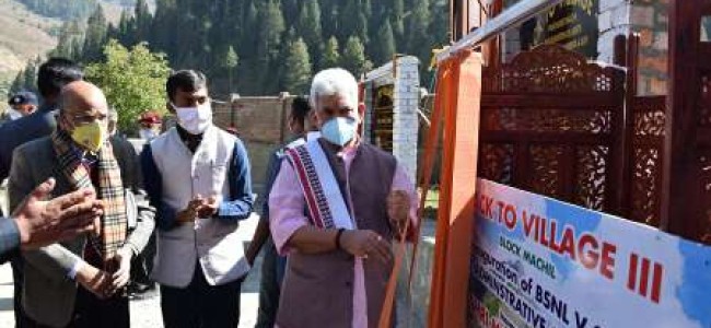B2V-3: Lt Governor visits frontier Machil area in Kupwara B2V-3: Lt Governor visits frontier Machil area in Kupwara