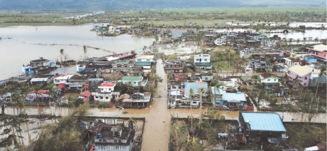 10 killed as powerful typhoon lashes Philippines 10 killed as powerful typhoon lashes Philippines