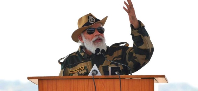 India will give ‘prachand jawab’ if it is tested, says Modi at Rajasthan’s Longewala India will give ‘prachand jawab’ if it is tested, says Modi at Rajasthan’s Longewala