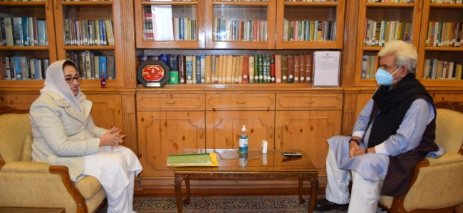 Dr. Darakhshan Andrabi calls on Lt Governor Dr. Darakhshan Andrabi calls on Lt Governor