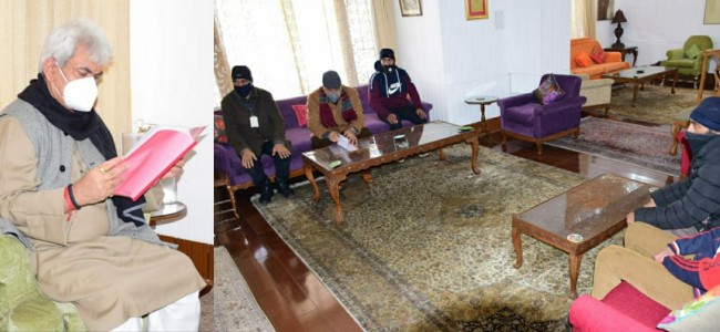 BDC Chairman Keran, JD(U) Prez, Chairman J&K RTI Movement, several delegations call on Lt Governor BDC Chairman Keran, JD(U) Prez, Chairman J&K RTI Movement, several delegations call on Lt Governor