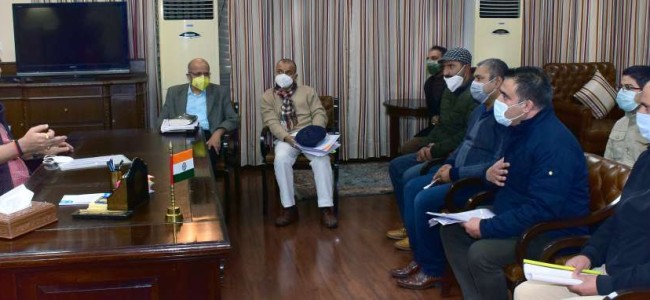 Delegation of J&K Civil Secretariat (Non-Gazetted) Employees Union calls on Lt Governor Delegation of J&K Civil Secretariat (Non-Gazetted) Employees Union calls on Lt Governor