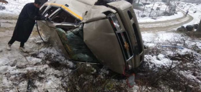 Three injured after vehicle skids off-road in north Kashmir