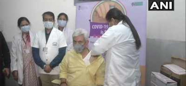 J&K LG gets first dose of COVID-19 vaccine
