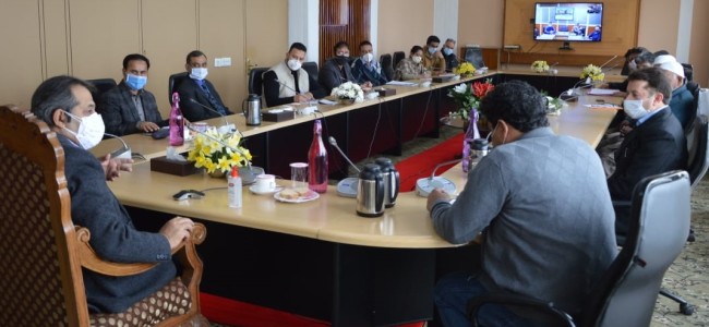 Advisor Baseer Khan chairs meeting regarding setting of Bio-digesters in Houseboats