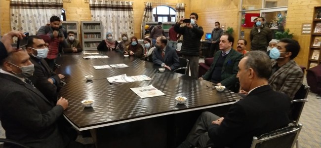 Justice Magrey visits newly established Public Library at Bagh-e-Mehtab Justice Magrey visits newly established Public Library at Bagh-e-Mehtab