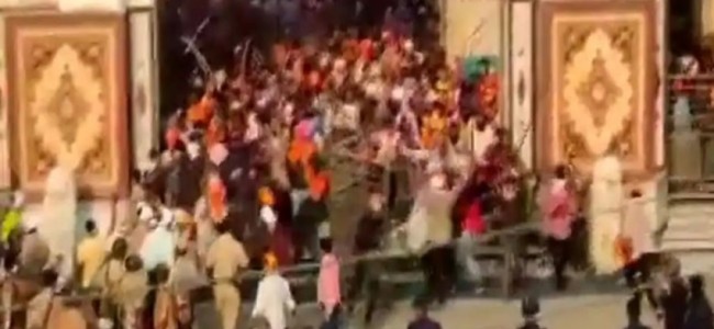 Maharashtra Gurudwara Attack: 4 Cops Injured After Sword-Wielding Men Storm Sikh Temple In Nanded Maharashtra Gurudwara Attack: 4 Cops Injured After Sword-Wielding Men Storm Sikh Temple In Nanded