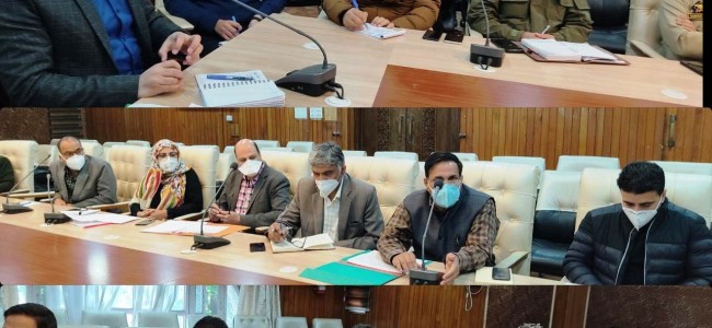 DC Srinagar reviews availability of Medical Oxygen in city hospitals DC Srinagar reviews availability of Medical Oxygen in city hospitals