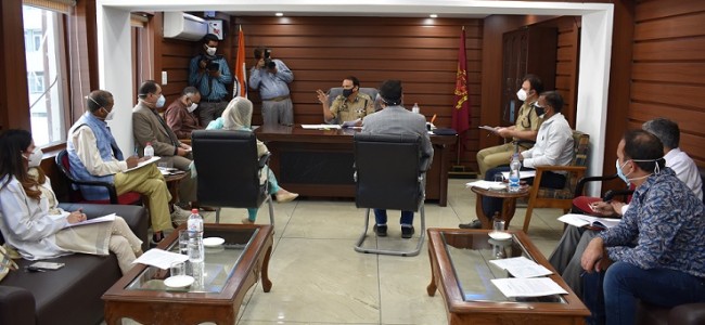 V K Singh reviews deployment of SDRF, NDRF personnel in 200 bedded Covid Care Centre at Hazratbal V K Singh reviews deployment of SDRF, NDRF personnel in 200 bedded Covid Care Centre at Hazratbal