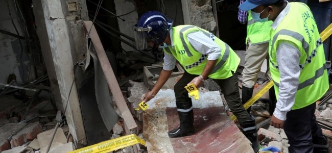 Seven killed, 50 injured in Dhaka blast Seven killed, 50 injured in Dhaka blast