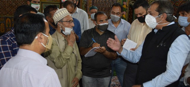 Advisor Baseer Khan meets deputations, individuals