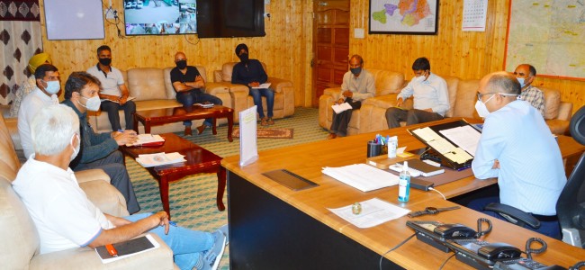 DC B’la reviews progress of works executed under DDUGJY