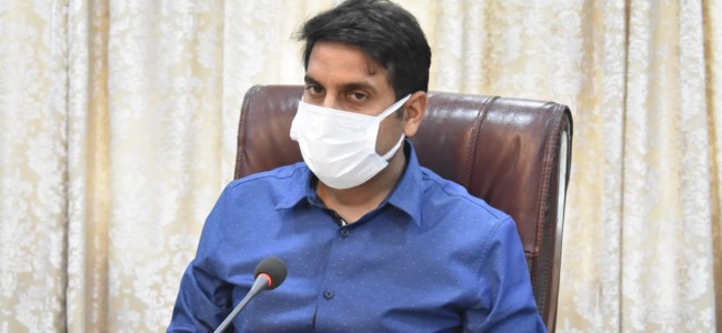 No Containment zone to be de-notified till satisfactory vaccination: DC Srinagar No Containment zone to be de-notified till satisfactory vaccination: DC Srinagar