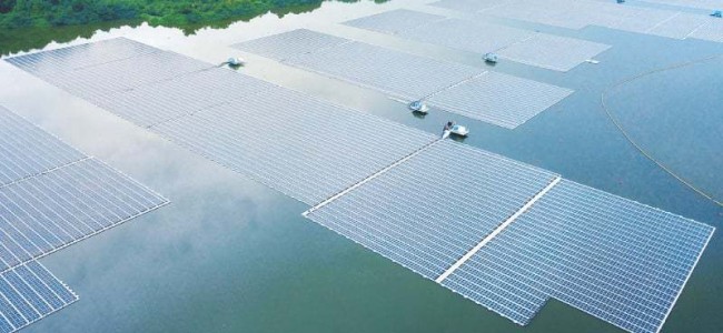 Singapore unveils huge floating solar power farm in push to cut pollution Singapore unveils huge floating solar power farm in push to cut pollution