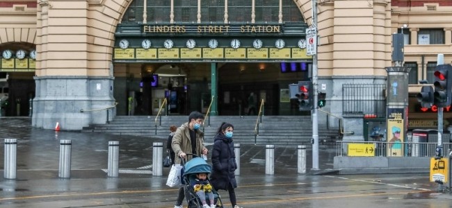 Melbourne joins Sydney in lockdown as Covid-19 spreads in Australia Melbourne joins Sydney in lockdown as Covid-19 spreads in Australia