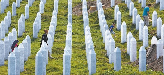 EU warns Bosnian Serb leaders against genocide denial EU warns Bosnian Serb leaders against genocide denial