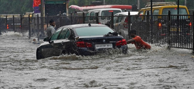 Heavy rain across Delhi-NCR leads to waterlogging, traffic jams