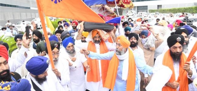 India brings back 78 people from Afghanistan India brings back 78 people from Afghanistan