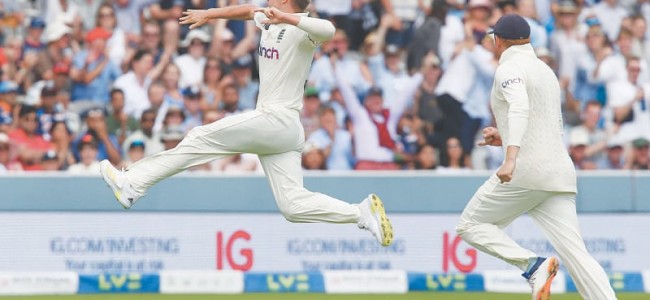 India battling for survival as England dominate India battling for survival as England dominate