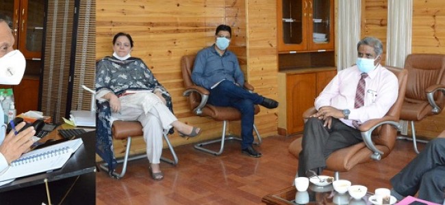 Advisor Bhatnagar reviews functioning of Cluster Universities of Jammu, Srinagar Advisor Bhatnagar reviews functioning of Cluster Universities of Jammu, Srinagar