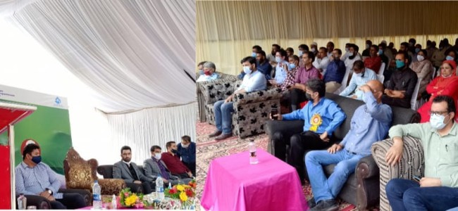 Continuing public outreach, Union MoS Jal Shakti interacts with Panchayat representatives, Paani Samiti members at Srinagar Continuing public outreach, Union MoS Jal Shakti interacts with Panchayat representatives, Paani Samiti members at Srinagar