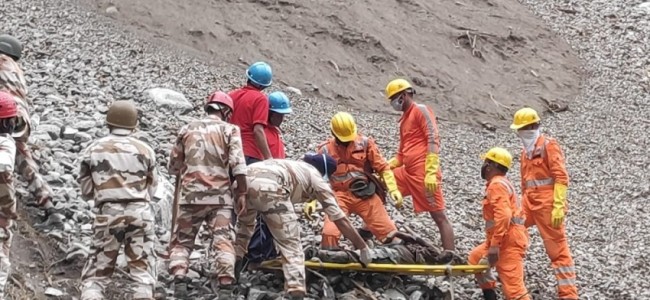 Himachal Landslide: Death Toll Rises To 15 As Two More Bodies Recovered Himachal Landslide: Death Toll Rises To 15 As Two More Bodies Recovered