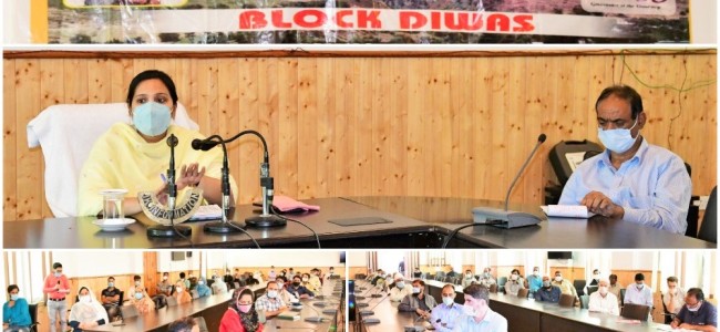 Weekly Block Diwas held at Ganderbal Weekly Block Diwas held at Ganderbal
