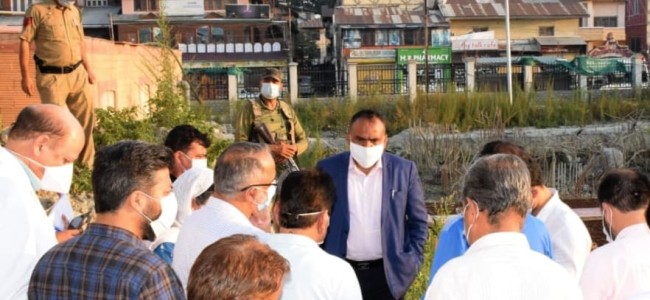 Div Com conducts physical inspection of developmental works at Church lane, Lal Ded Div Com conducts physical inspection of developmental works at Church lane, Lal Ded