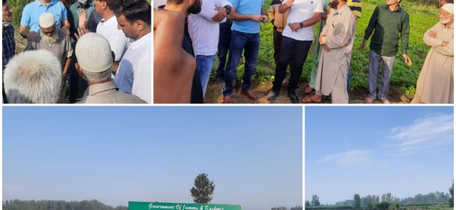 Director Agri Kmr visits Organic Vegetable Cluster Wanigund, Kulgam Director Agri Kmr visits Organic Vegetable Cluster Wanigund, Kulgam