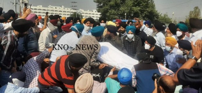 Family members, relatives of slain School principal stage silent sit-in outside Civil Secretariat, Sgr Family members, relatives of slain School principal stage silent sit-in outside Civil Secretariat, Sgr