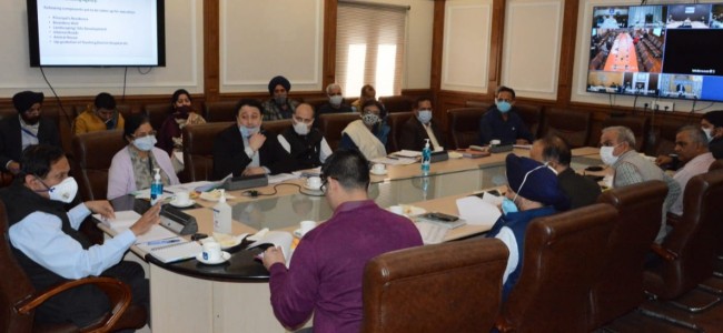 Advisor Bhatnagar reviews progress on major projects of H&ME