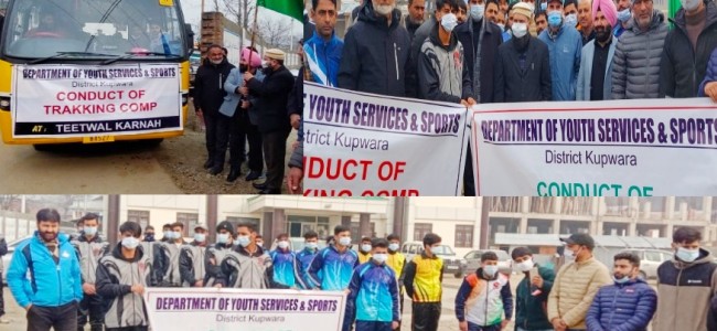 DC Kupwara flags off 167 students, teachers for trekking expedition, refresher course DC Kupwara flags off 167 students, teachers for trekking expedition, refresher course