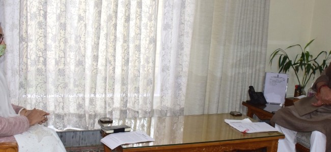 Dr Darakhshan Andrabi calls on Lt Governor Dr Darakhshan Andrabi calls on Lt Governor
