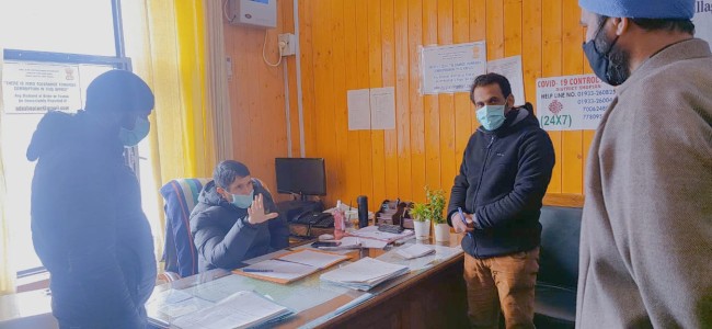 Rs.48k fine recovered from erring FBOs at Shopian