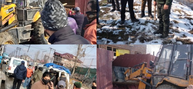 Srinagar Admin launches massive anti encroachment drive along Khushaal Sar lake Srinagar Admin launches massive anti encroachment drive along Khushaal Sar lake
