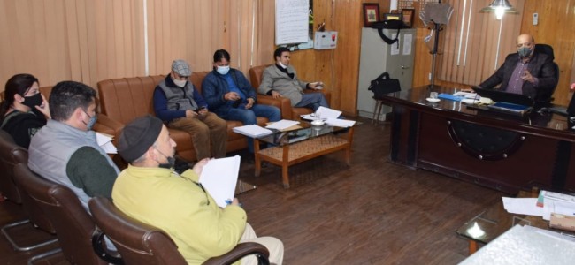 Commissioner Secretary reviews functioning of Floriculture Department Commissioner Secretary reviews functioning of Floriculture Department