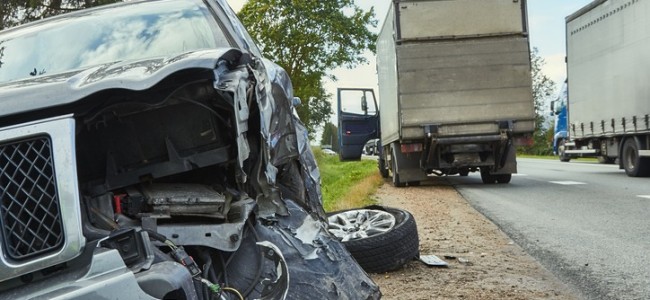 4 killed, 15 injured as van falls into river in Madhya Pradesh 4 killed, 15 injured as van falls into river in Madhya Pradesh