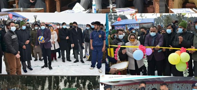 Div-Com kick starts event from snow covered Aharbal; flags-off trekkers group, inaugurates multiple Snow games