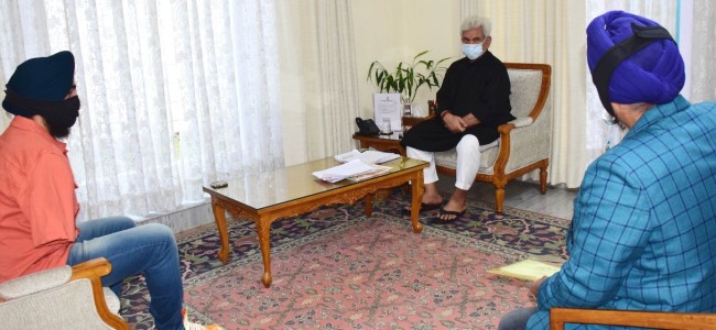 Chairperson DDC Ramban calls on Lt Governor
