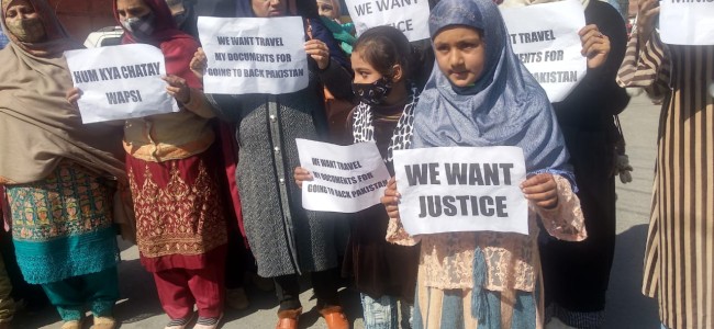 Send us back to Pakistan or grant us citizenship, Pakistani women stage protest in Srinagar Send us back to Pakistan or grant us citizenship, Pakistani women stage protest in Srinagar