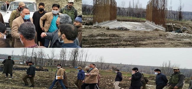 Div Com Kashmir inspects pace/ progress of Ring Road Project at Budgam