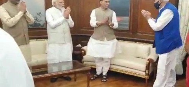 Meeting of Farooq Abdullah with PM coincides with questioning of Omar Abdullah Meeting of Farooq Abdullah with PM coincides with questioning of Omar Abdullah