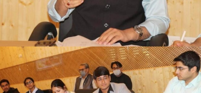 IAS Probationers of AGMUT cadre call on DC Srinagar IAS Probationers of AGMUT cadre call on DC Srinagar