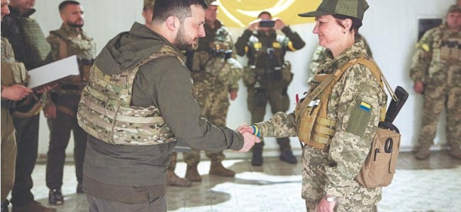 Zelensky visits east Ukraine as Russia makes push in Donbas Zelensky visits east Ukraine as Russia makes push in Donbas