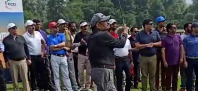 Advisor Bhatnagar tees off Golf Tournament at RSGC, Srinagar