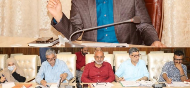 DC Srinagar chairs meeting of Screening Committee for nomination of schools participating in SVP DC Srinagar chairs meeting of Screening Committee for nomination of schools participating in SVP