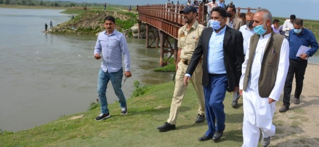 Principal Secretary Jal Shakti visits Baramulla Principal Secretary Jal Shakti visits Baramulla