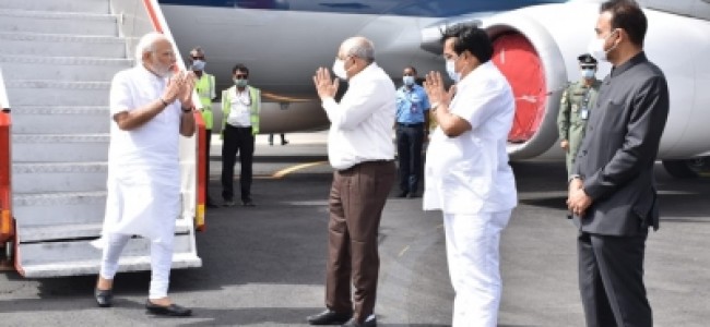 PM Modi plays Gujarati card in Rajkot