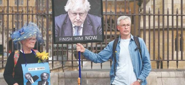 Johnson wins leadership challenge in UK parliament Johnson wins leadership challenge in UK parliament
